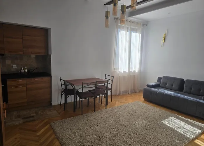 National Arena Nyaraló Bukarest